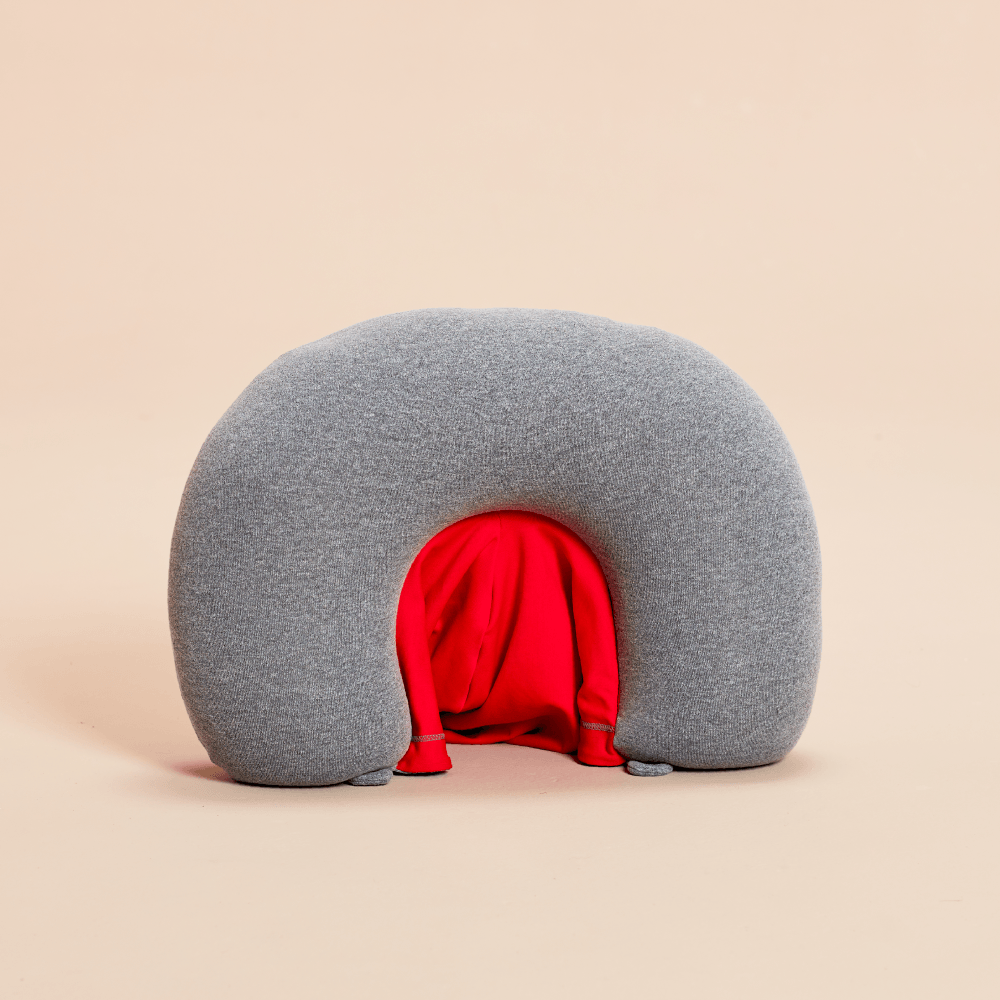 Almofada-De-Pescoco-Com-Capuz-Bruce