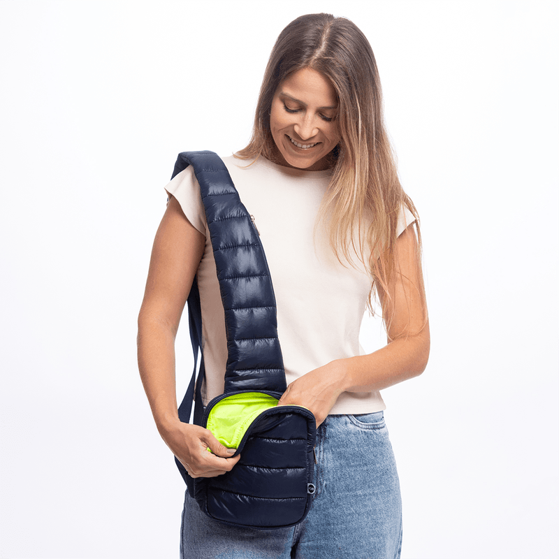 Bolsa-Transversal-Puffer-Azul-5.png